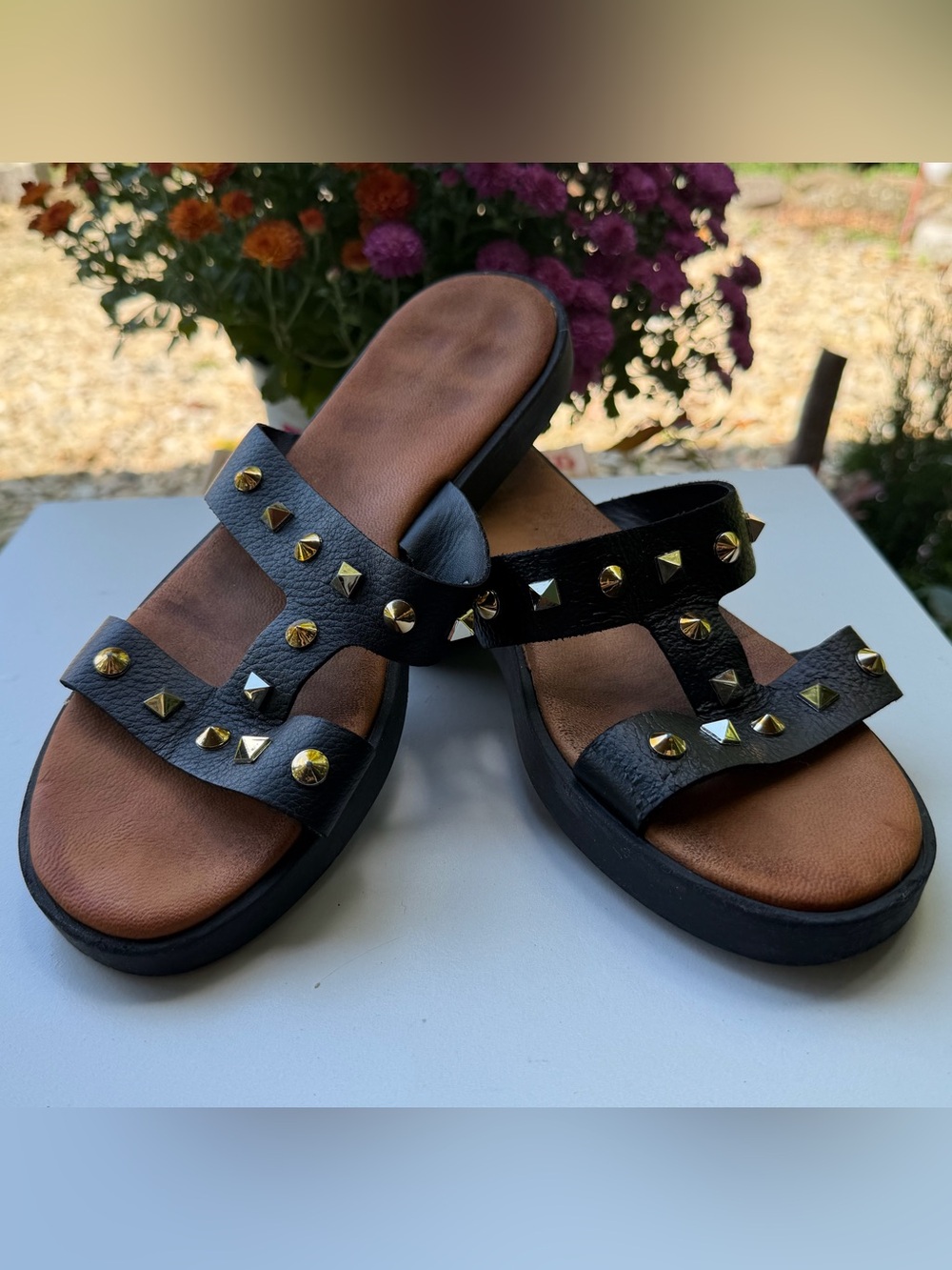 MIA Black Leather Slide Sandals with Gold Studs 8.5W